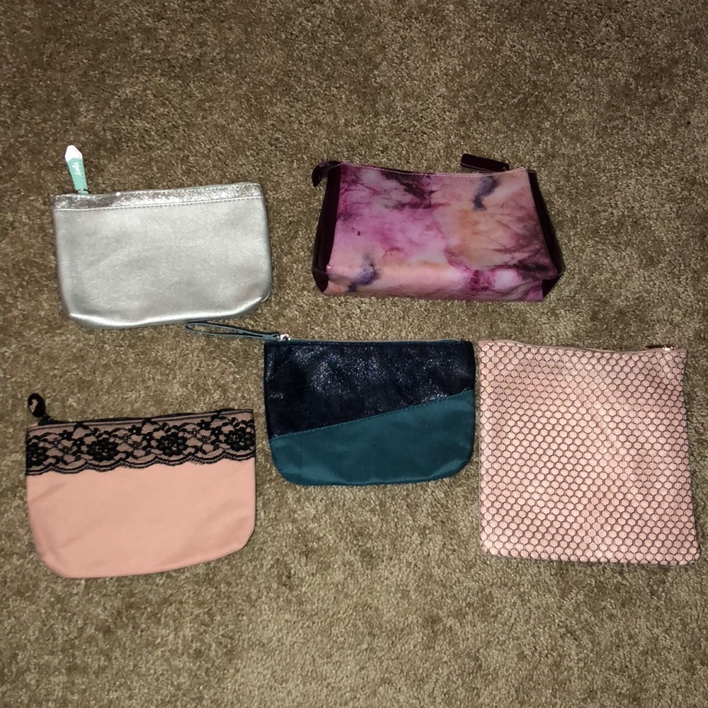 Cute makeup bags!